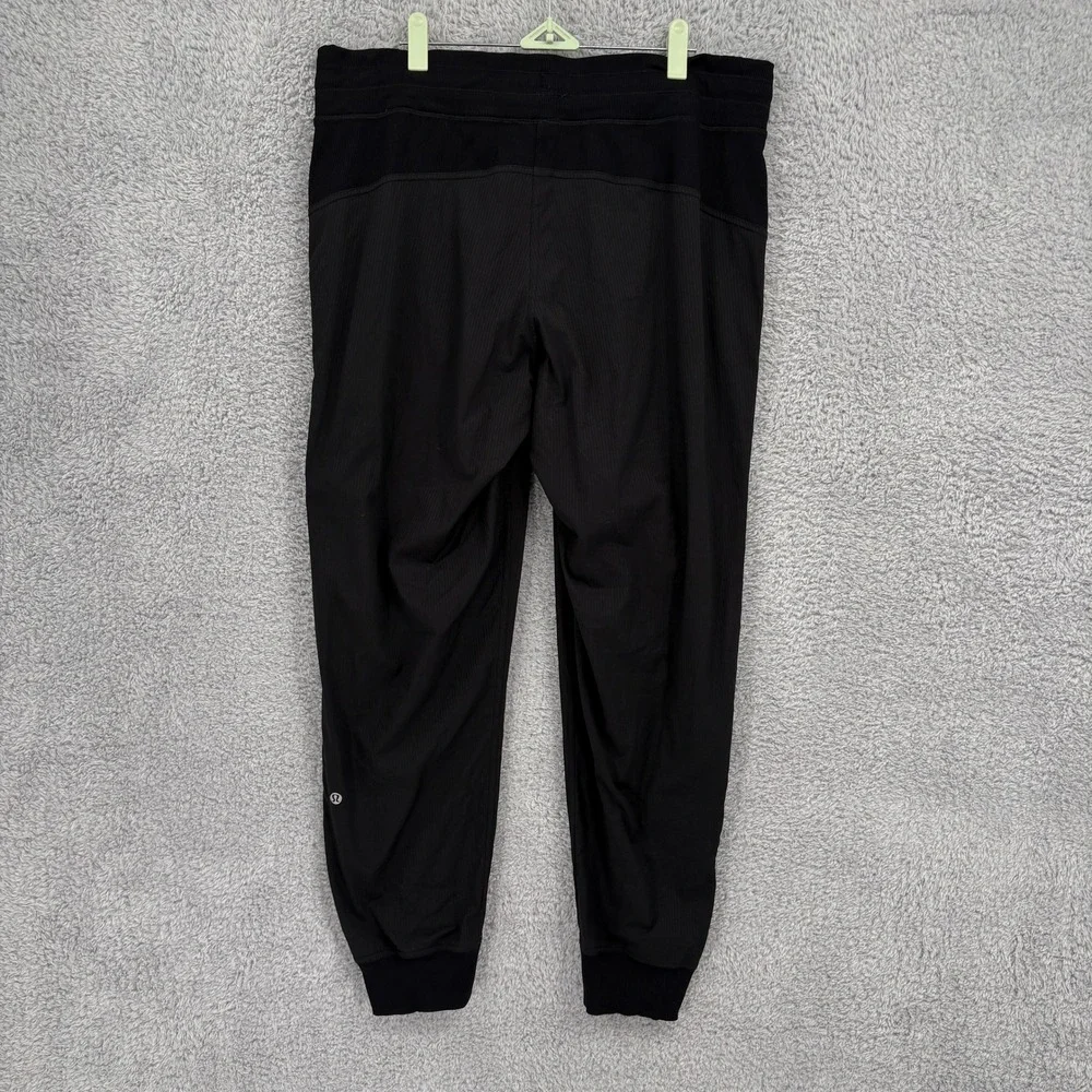 Lululemon Dance Studio Jogger 29